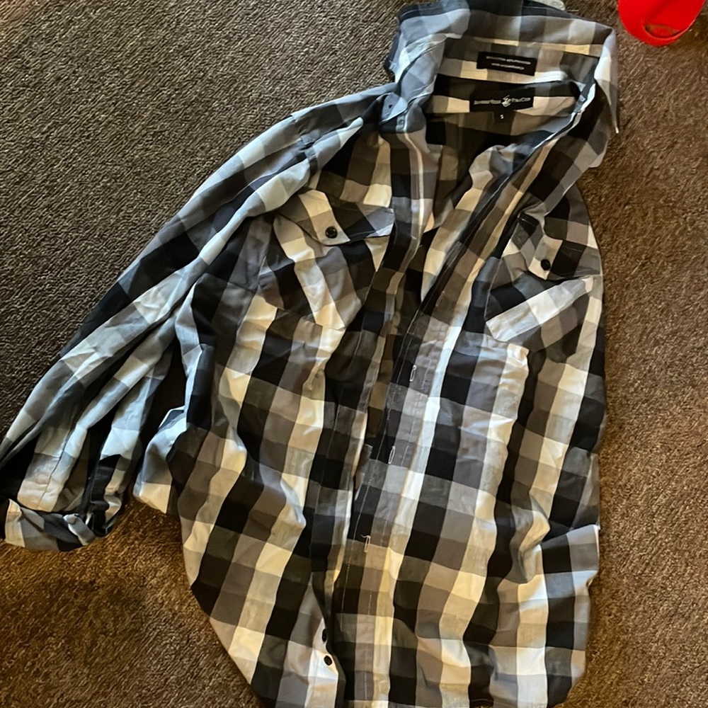 Dress up shirt.